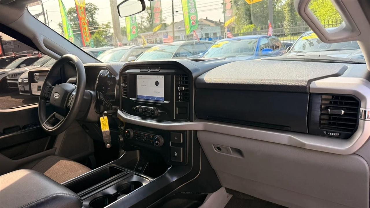 Ford F-150 XL SuperCrew 5.5-ft. Bed 4WD 2021