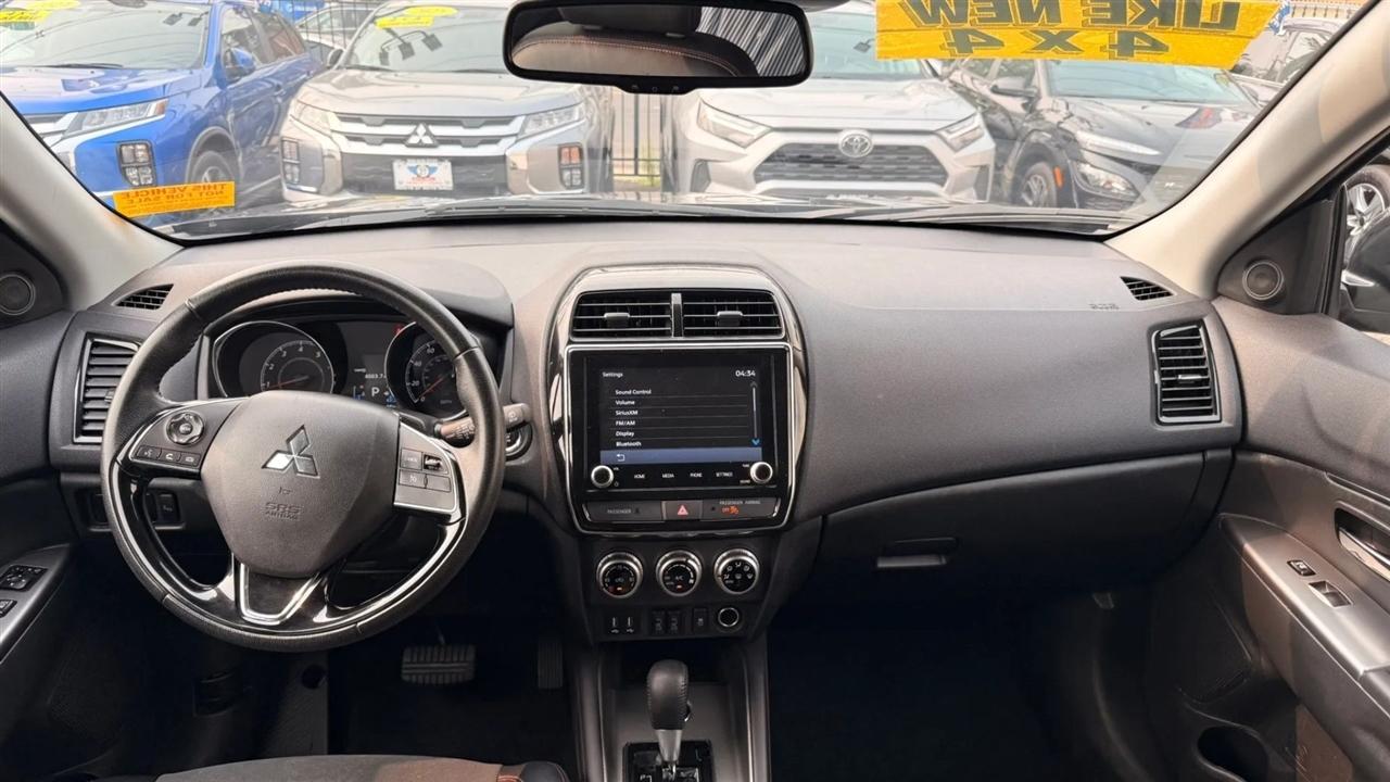 Mitsubishi Outlander Sport 2.0 ES 4WD 2024