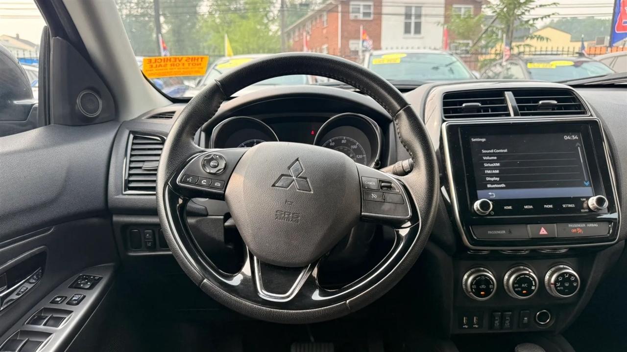 Mitsubishi Outlander Sport 2.0 ES 4WD 2024