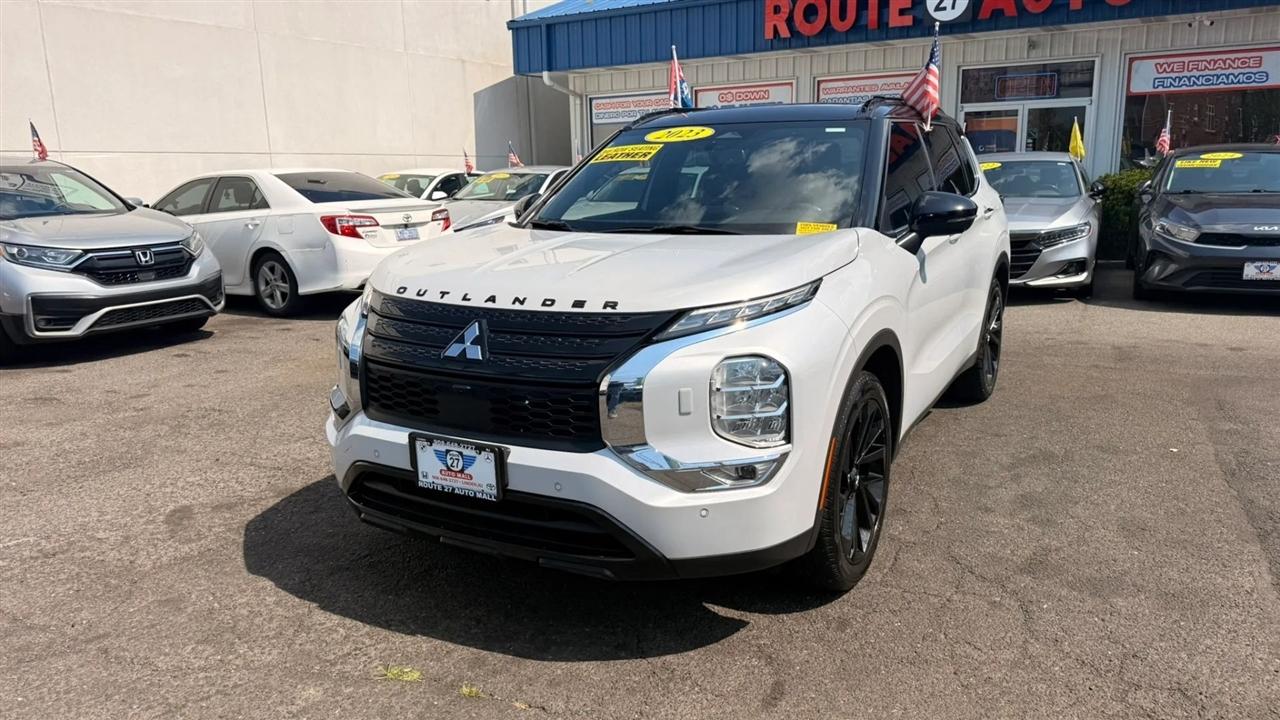 Mitsubishi Outlander SEL 4WD 2023