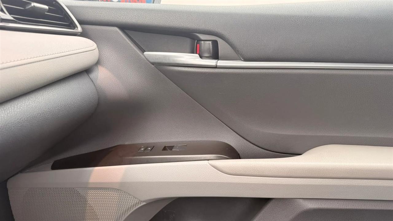 Toyota Camry LE 2024