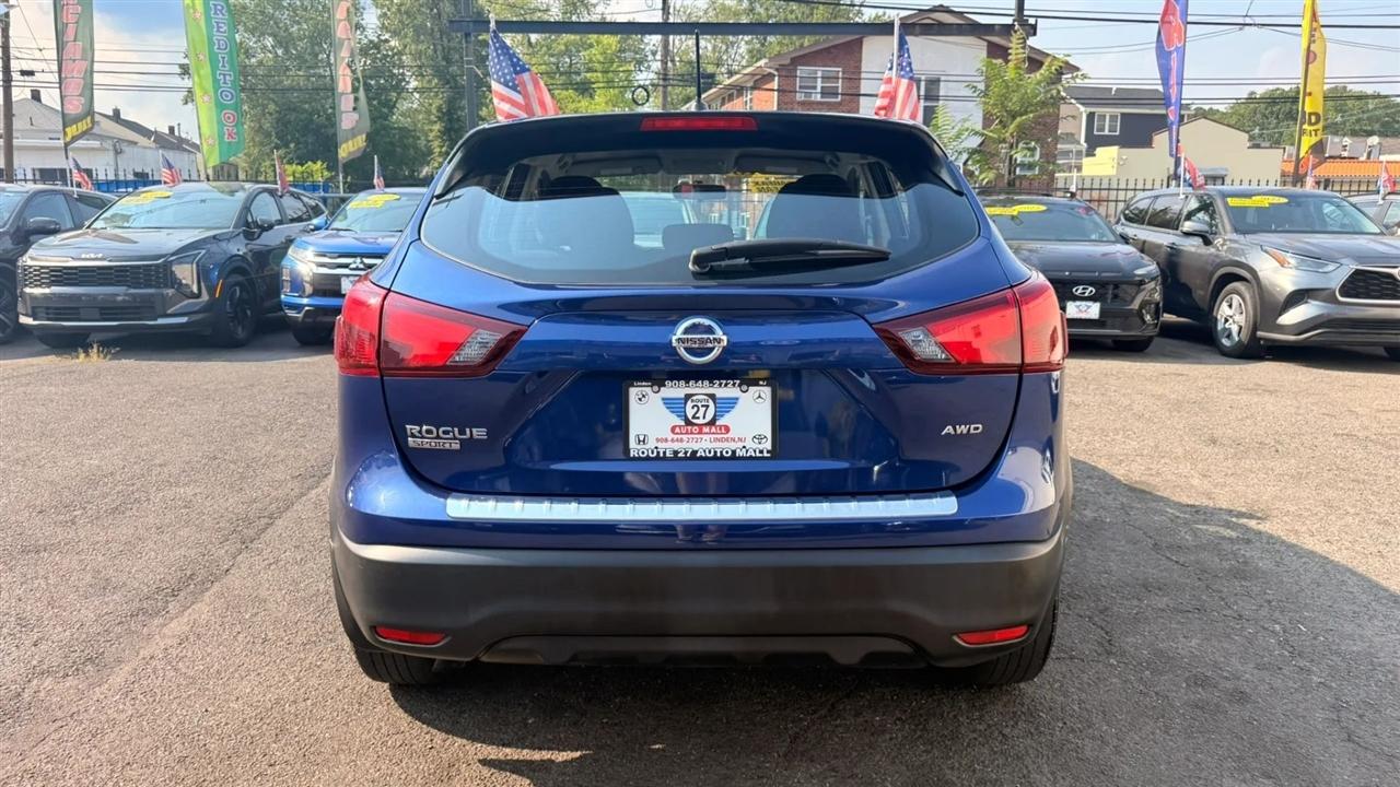 Nissan Rogue Sport S AWD 2018