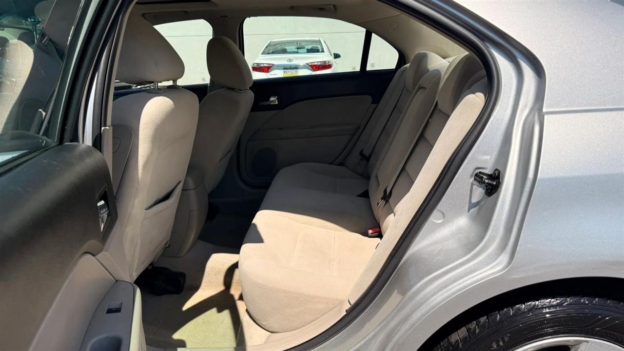 Ford Fusion I4 SE 2009
