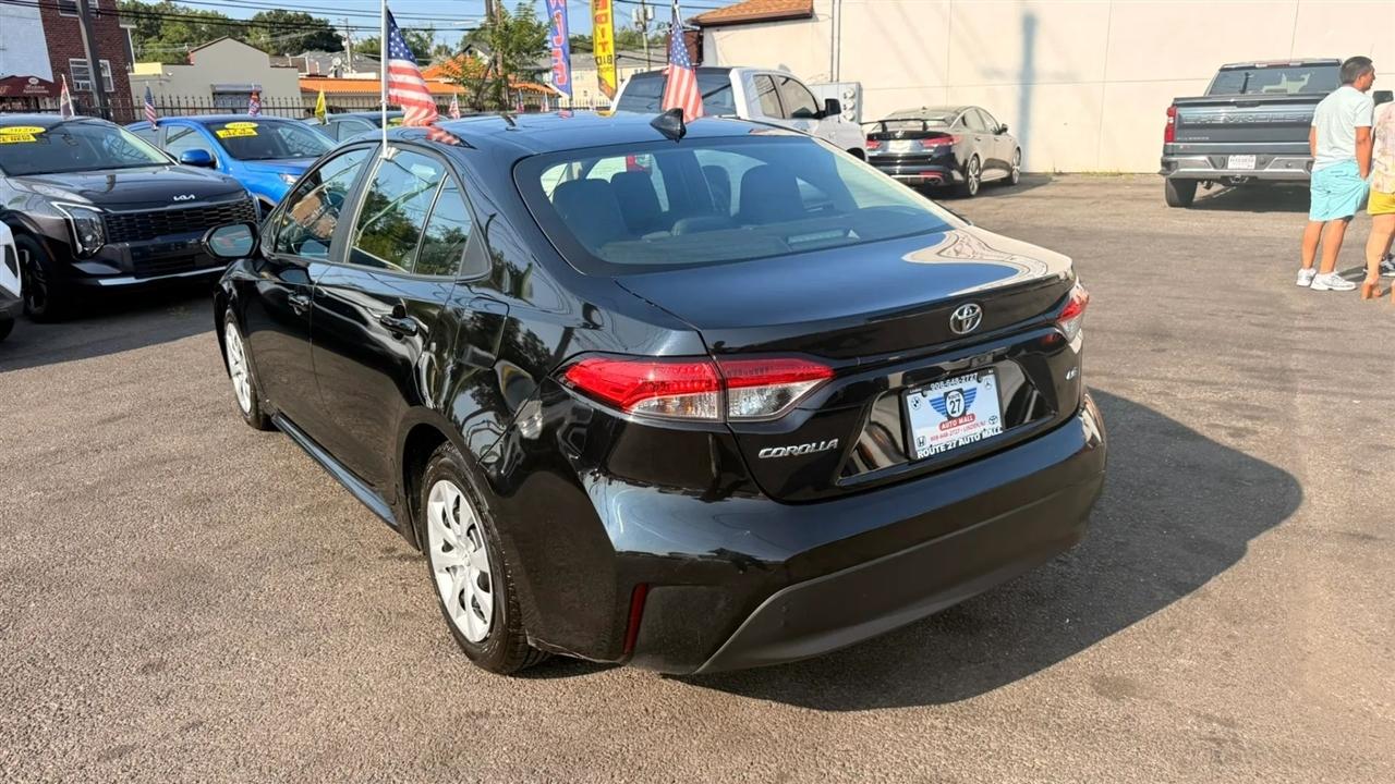 Toyota Corolla LE 2023