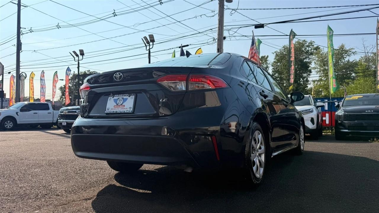 Toyota Corolla LE 2023