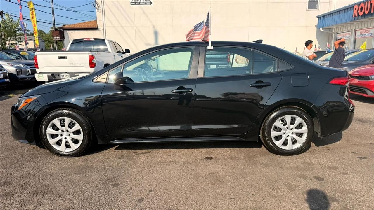 Toyota Corolla LE 2023