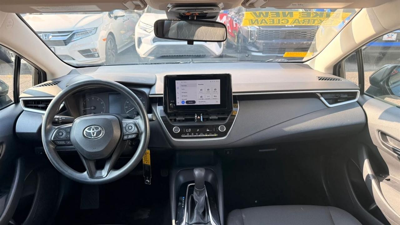 Toyota Corolla LE 2023
