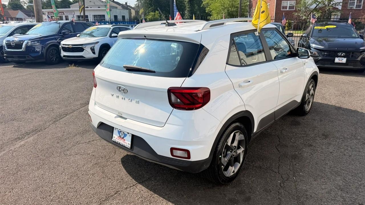 Hyundai Venue SEL 2025