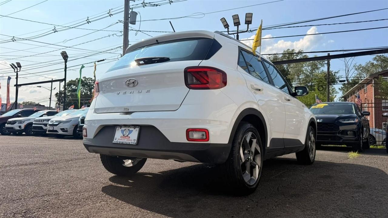 Hyundai Venue SEL 2025