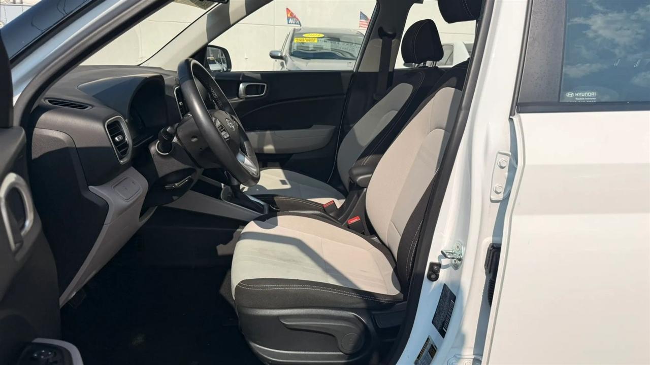 Hyundai Venue SEL 2025