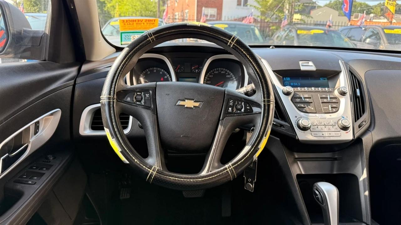 Chevrolet Equinox LS 2WD 2012