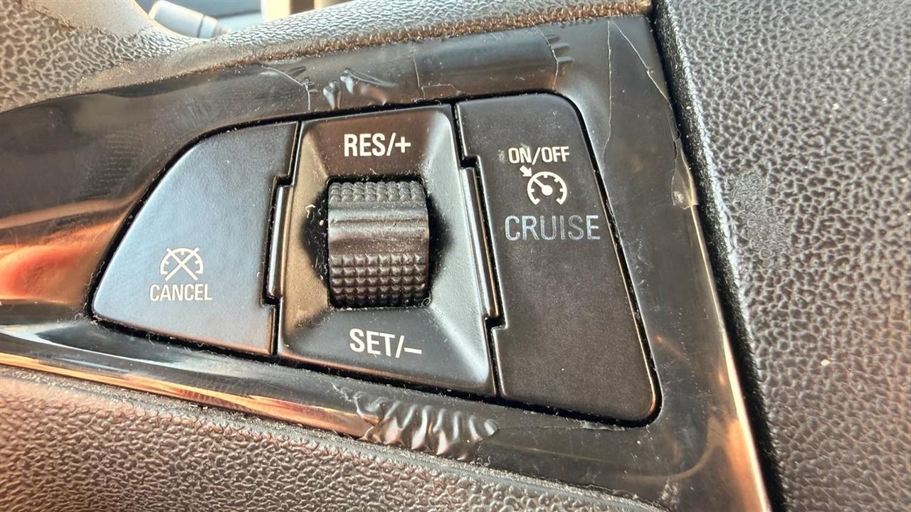 Chevrolet Equinox LS 2WD 2012