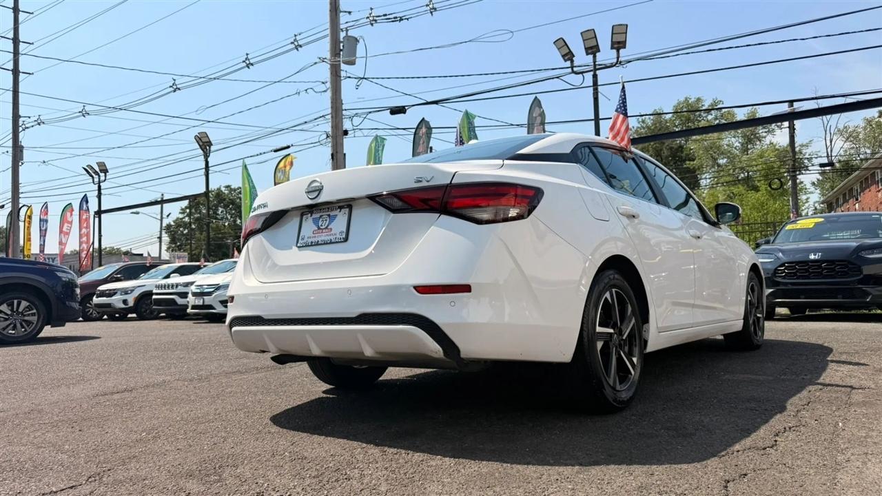 Nissan Sentra SV 2024