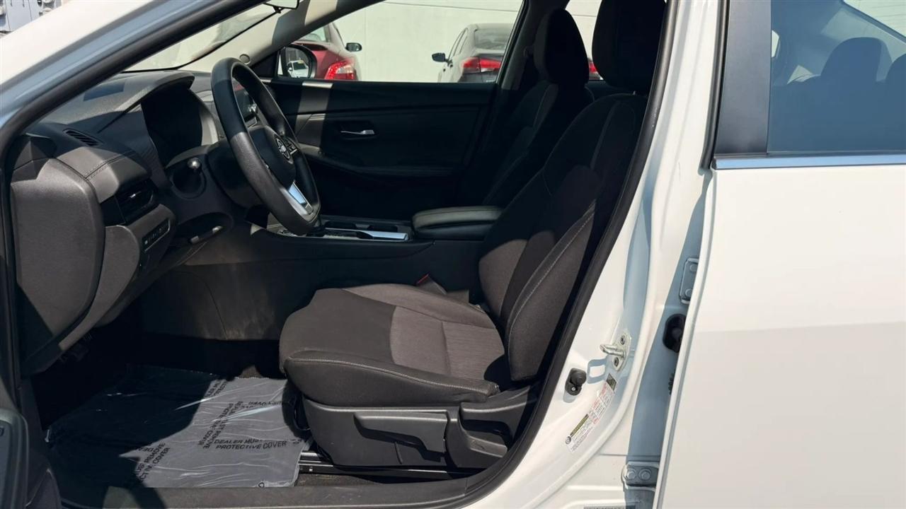 Nissan Sentra SV 2024