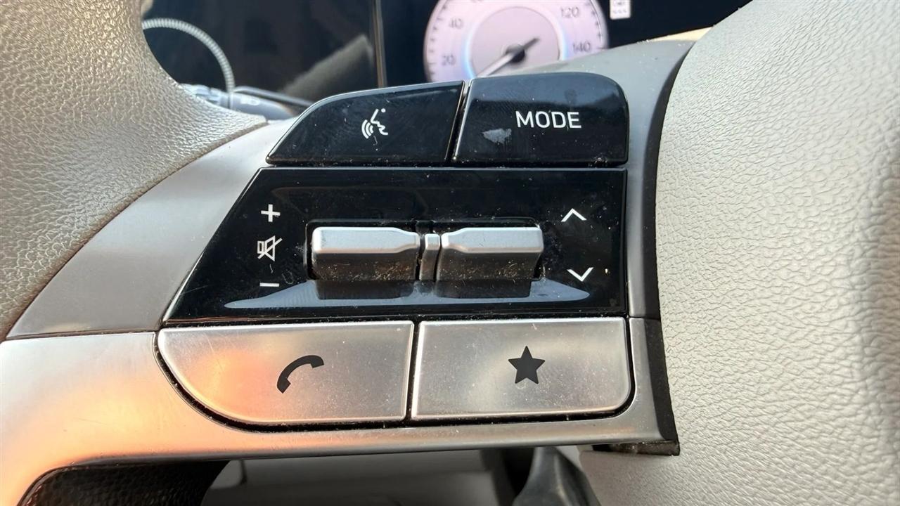 Hyundai Elantra SEL 2024