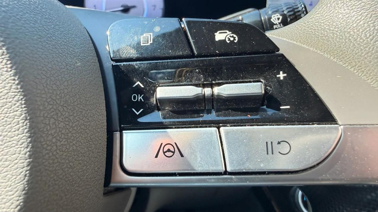 Hyundai Elantra SEL 2024