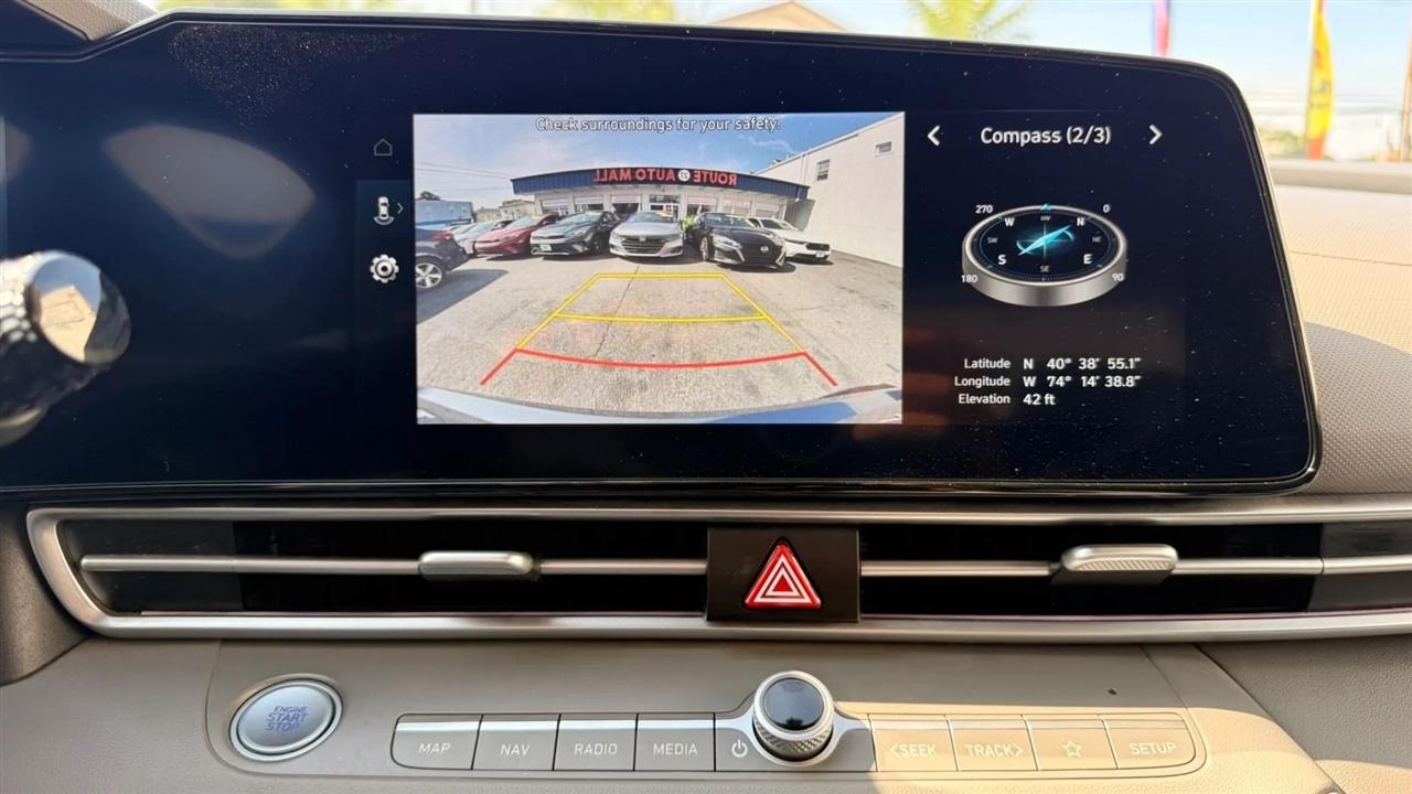 Hyundai Elantra SEL 2024