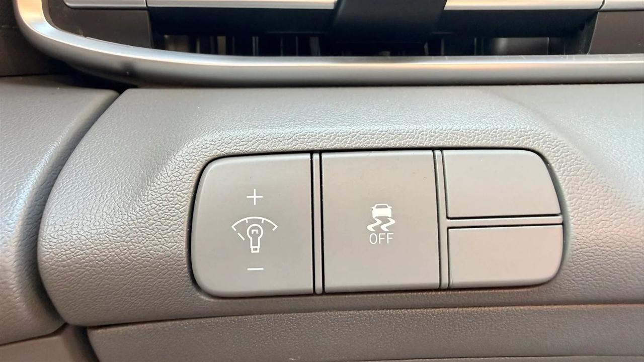Hyundai Elantra SEL 2024