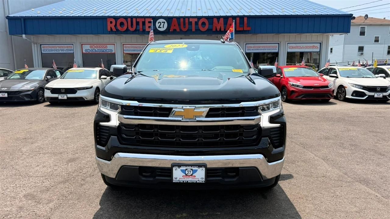Chevrolet Silverado 1500 LT Crew Cab 4WD 2023