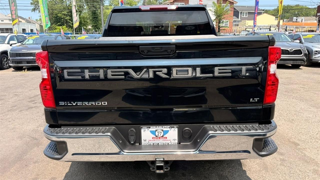 Chevrolet Silverado 1500 LT Crew Cab 4WD 2023