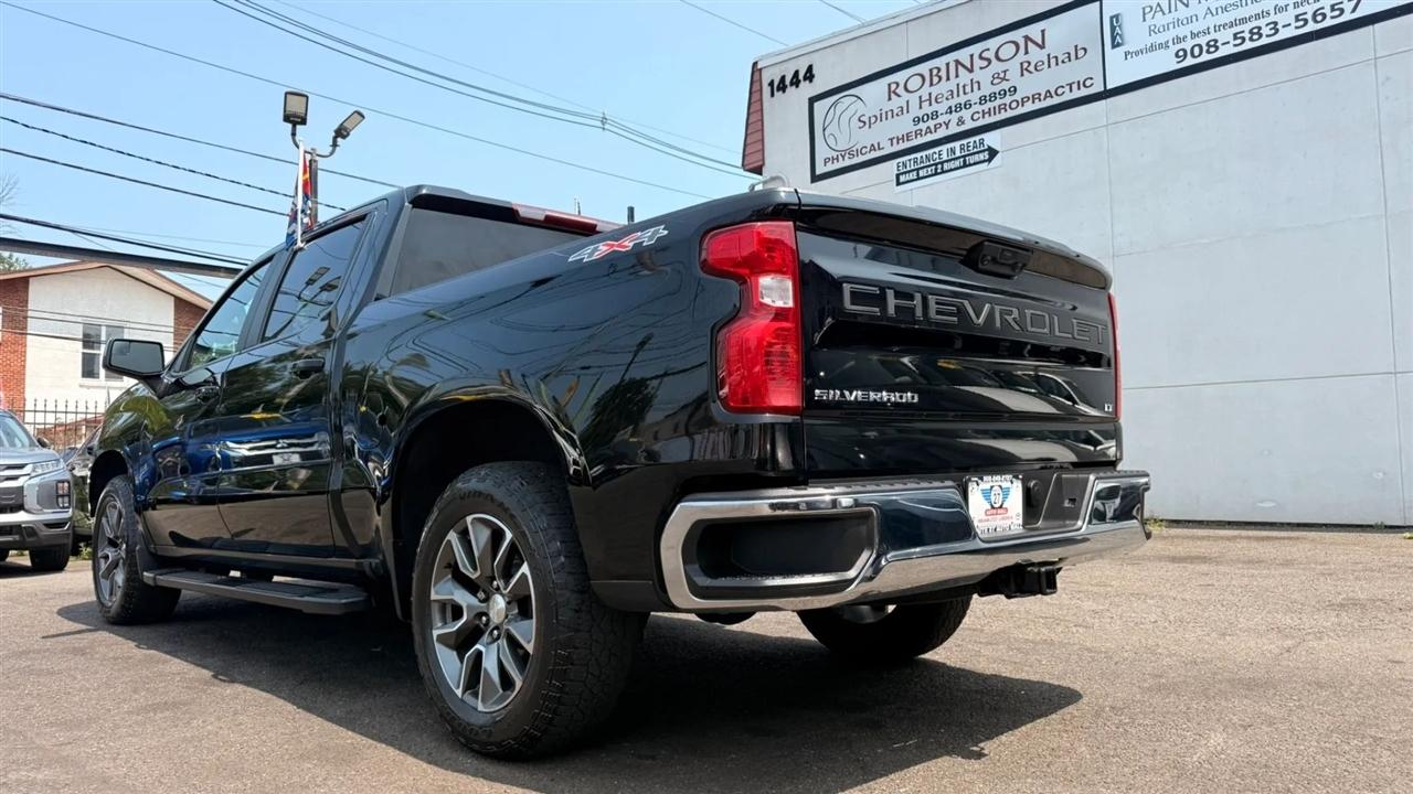 Chevrolet Silverado 1500 LT Crew Cab 4WD 2023