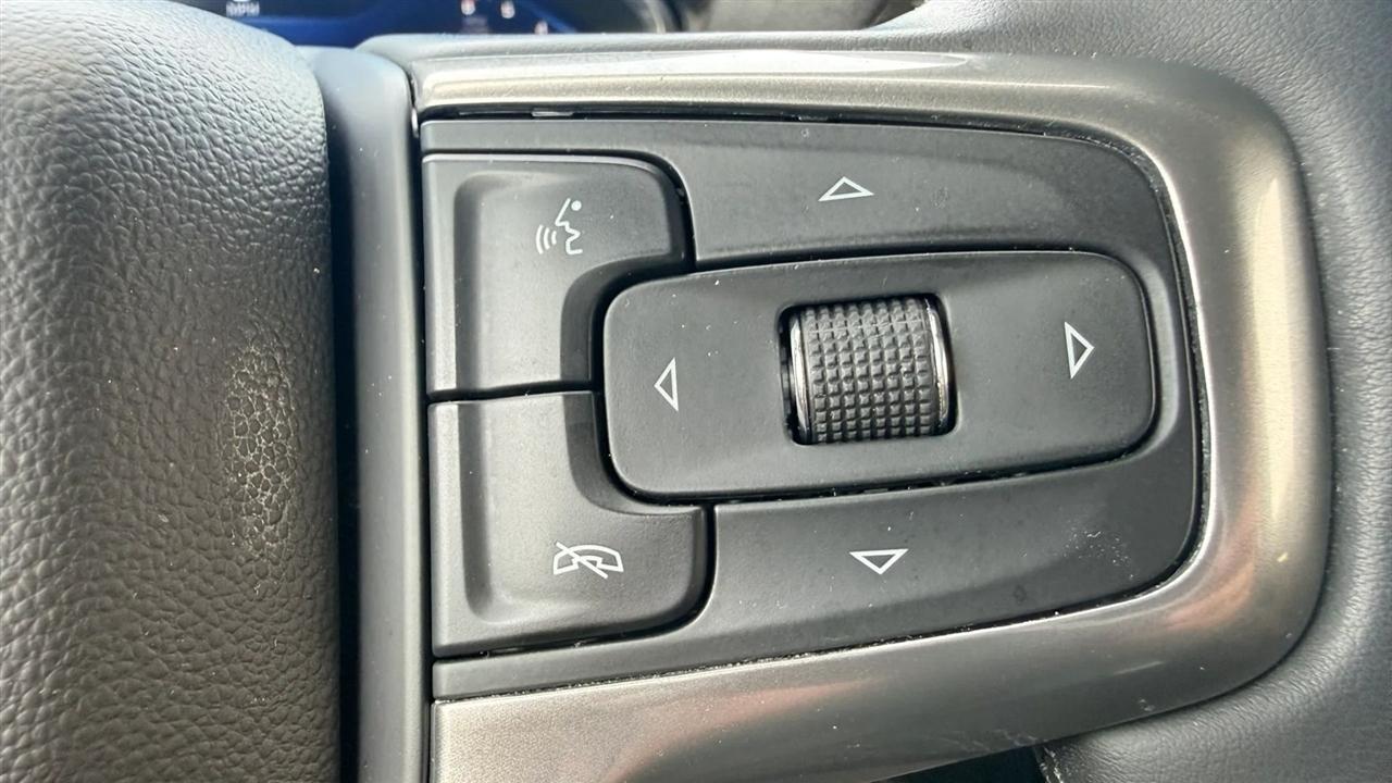 Chevrolet Silverado 1500 LT Crew Cab 4WD 2023