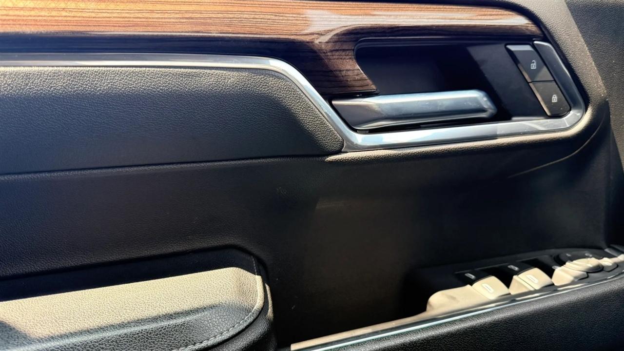 Chevrolet Silverado 1500 LT Crew Cab 4WD 2023