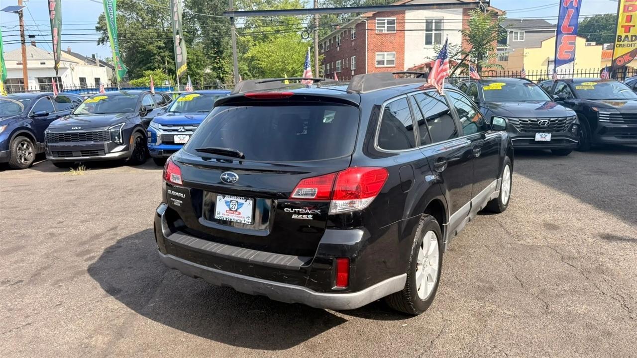 Subaru Outback 2.5i Premium 2011