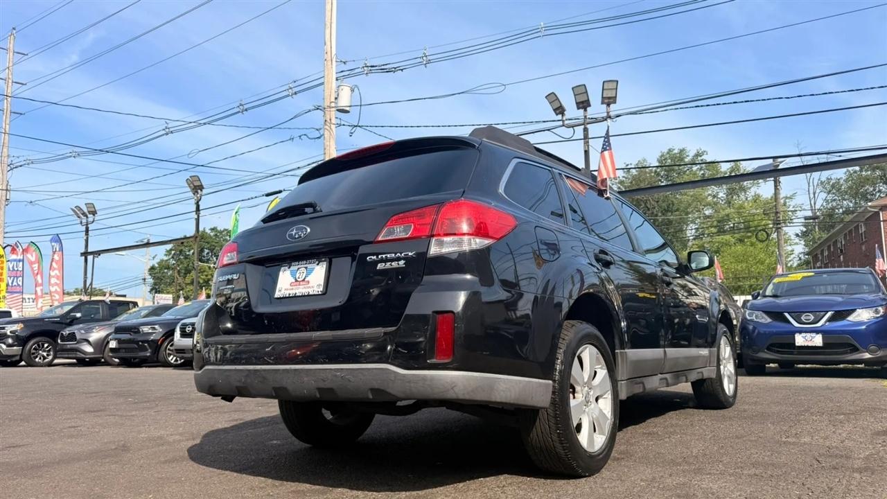 Subaru Outback 2.5i Premium 2011