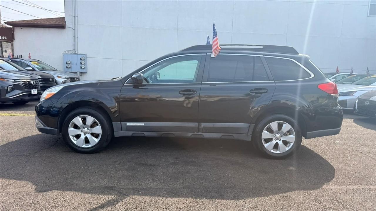 Subaru Outback 2.5i Premium 2011