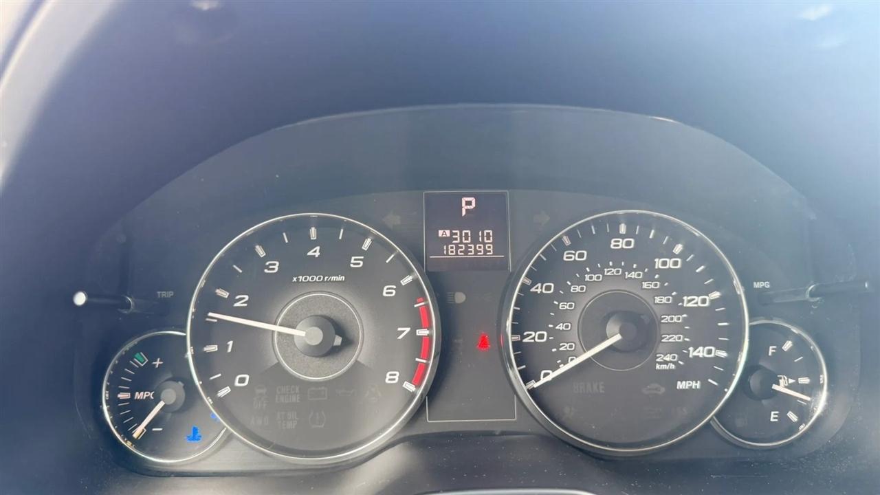 Subaru Outback 2.5i Premium 2011