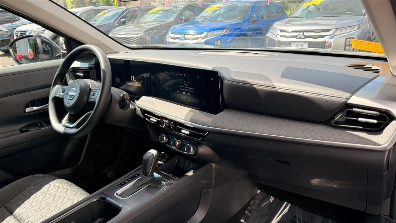 Nissan Kicks SV 2025