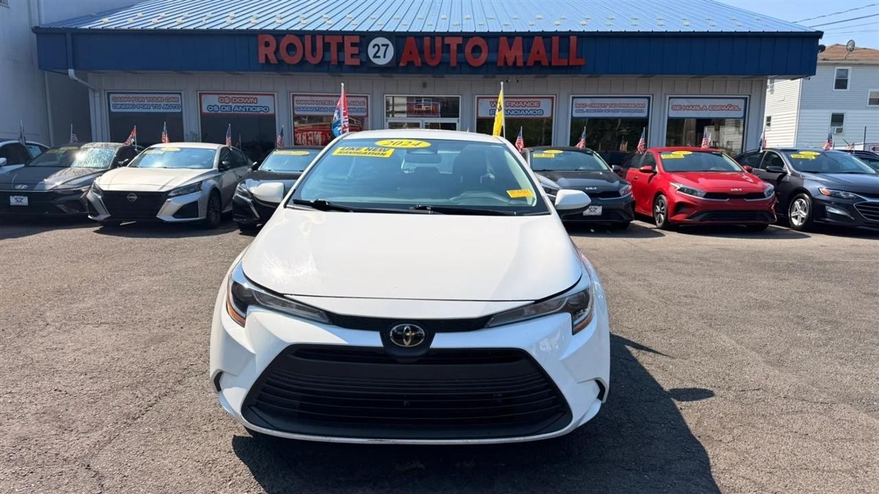 Toyota Corolla LE 2024