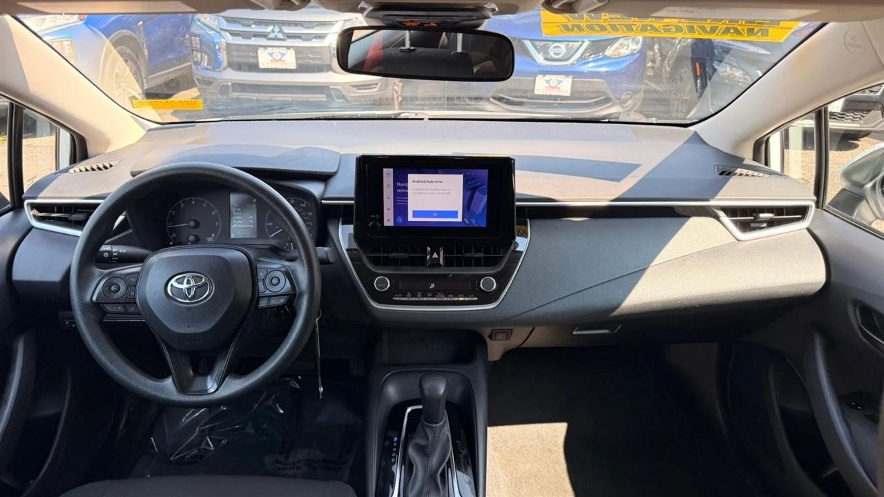 Toyota Corolla LE 2024