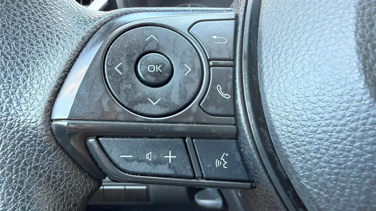 Toyota Corolla LE 2024