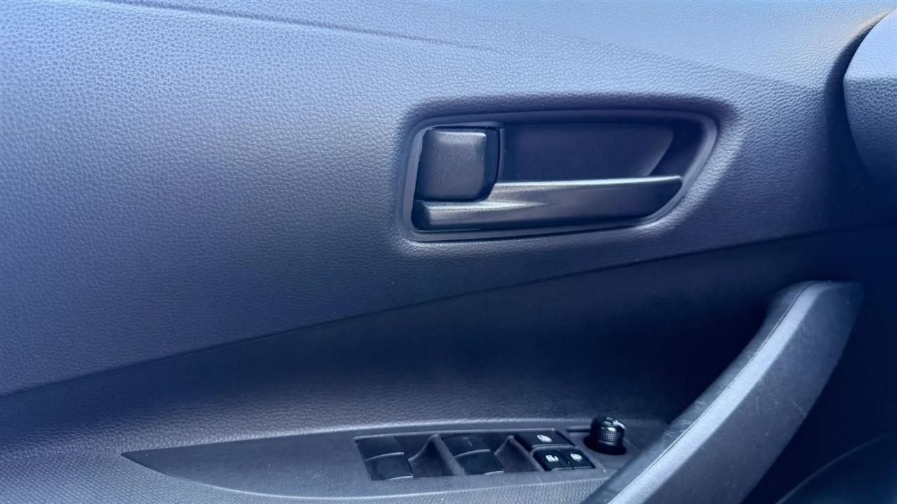 Toyota Corolla LE 2024