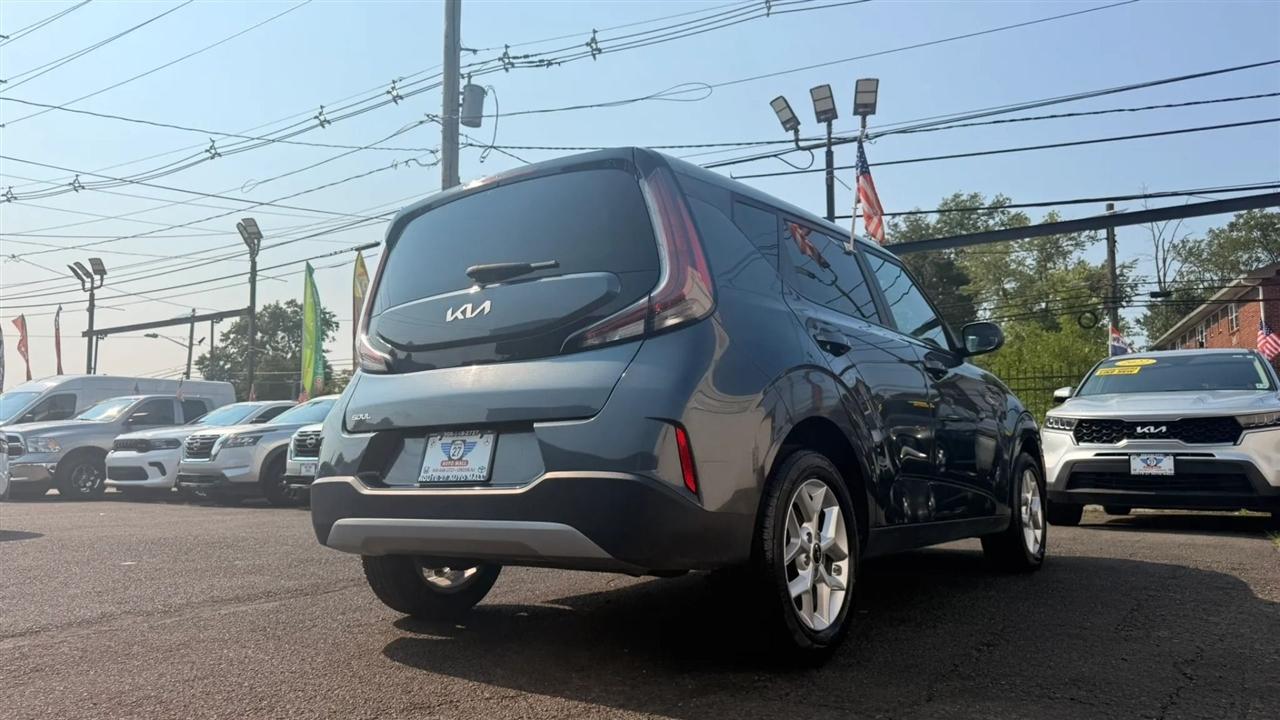 Kia Soul LX CVT 2024