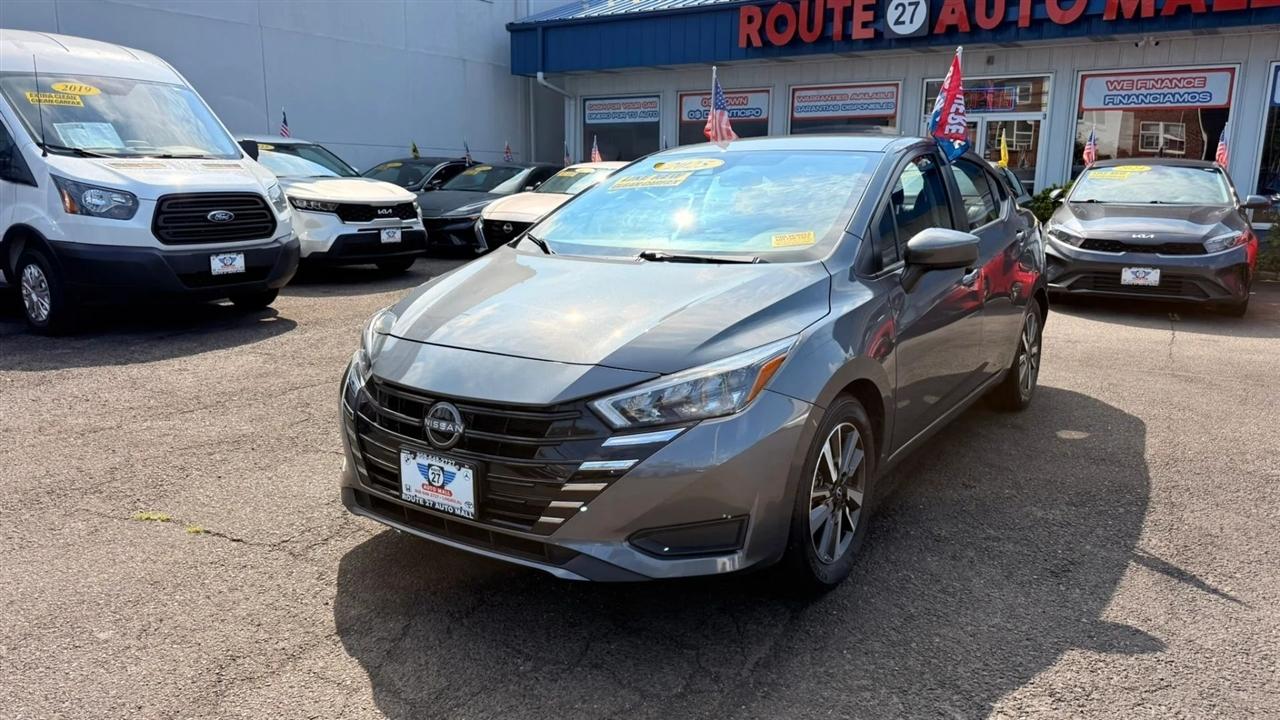 Nissan Versa SV 2025