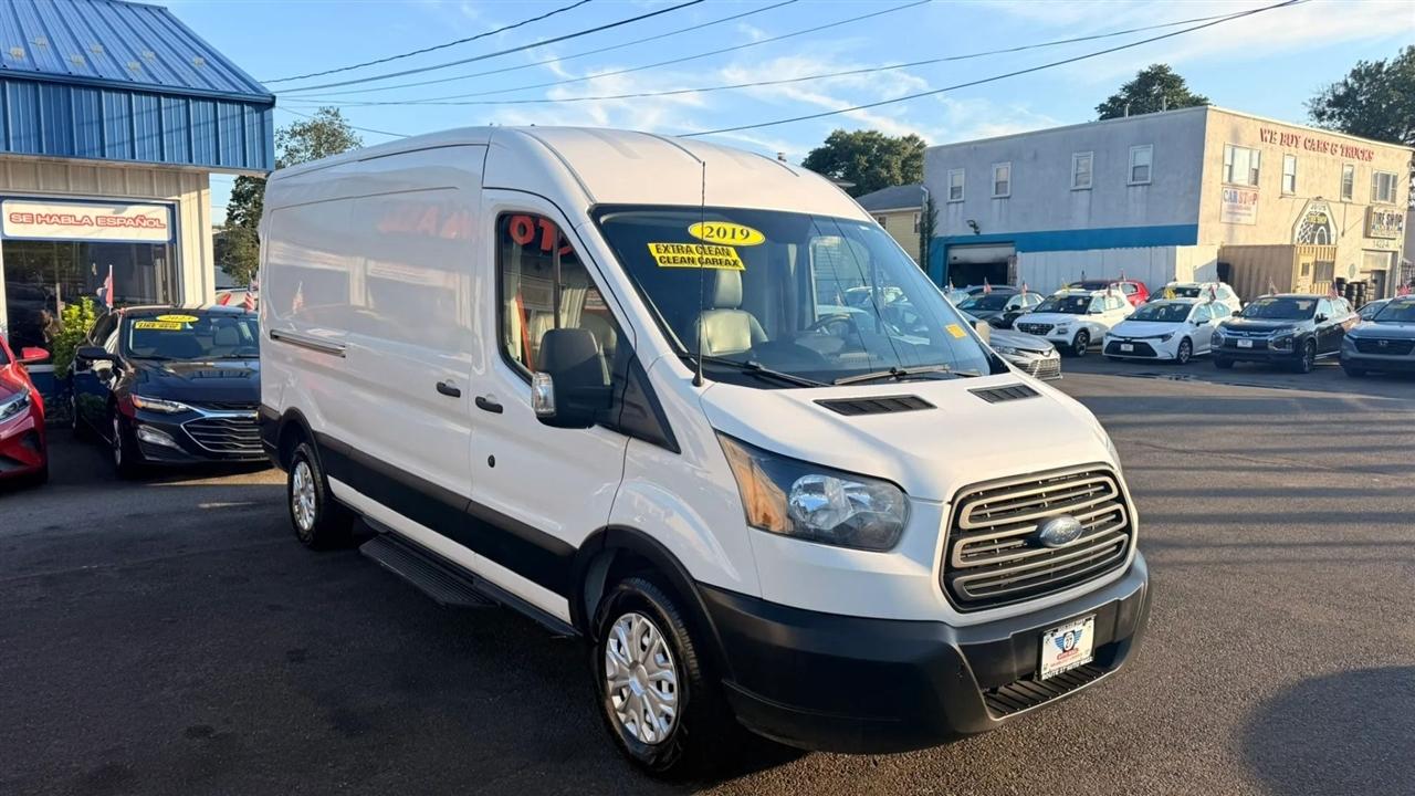 Ford Transit 150 Van Med. Roof w/Sliding Pass. 148-in. WB 2019