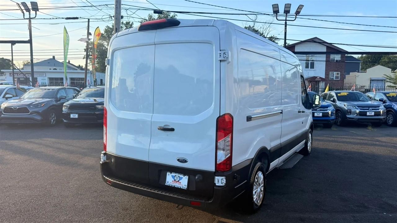 Ford Transit 150 Van Med. Roof w/Sliding Pass. 148-in. WB 2019