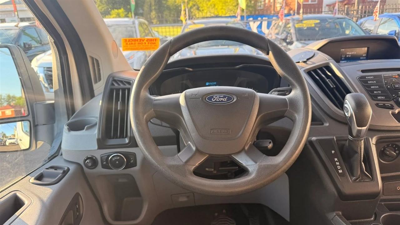 Ford Transit 150 Van Med. Roof w/Sliding Pass. 148-in. WB 2019
