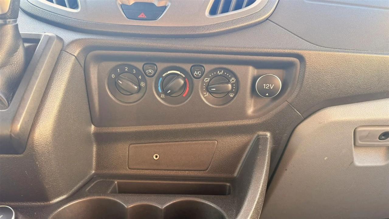 Ford Transit 150 Van Med. Roof w/Sliding Pass. 148-in. WB 2019