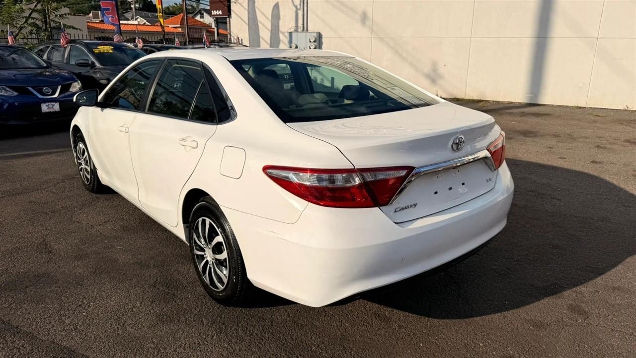 Toyota Camry LE 2017