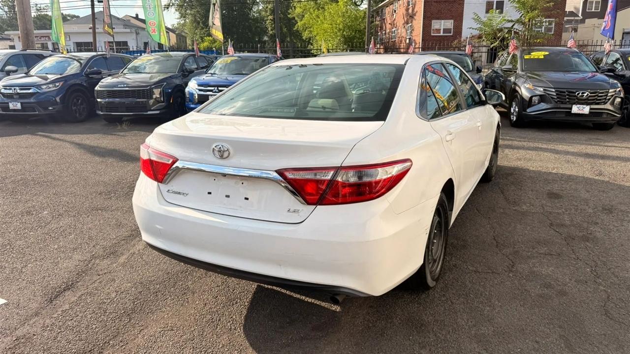 Toyota Camry LE 2017