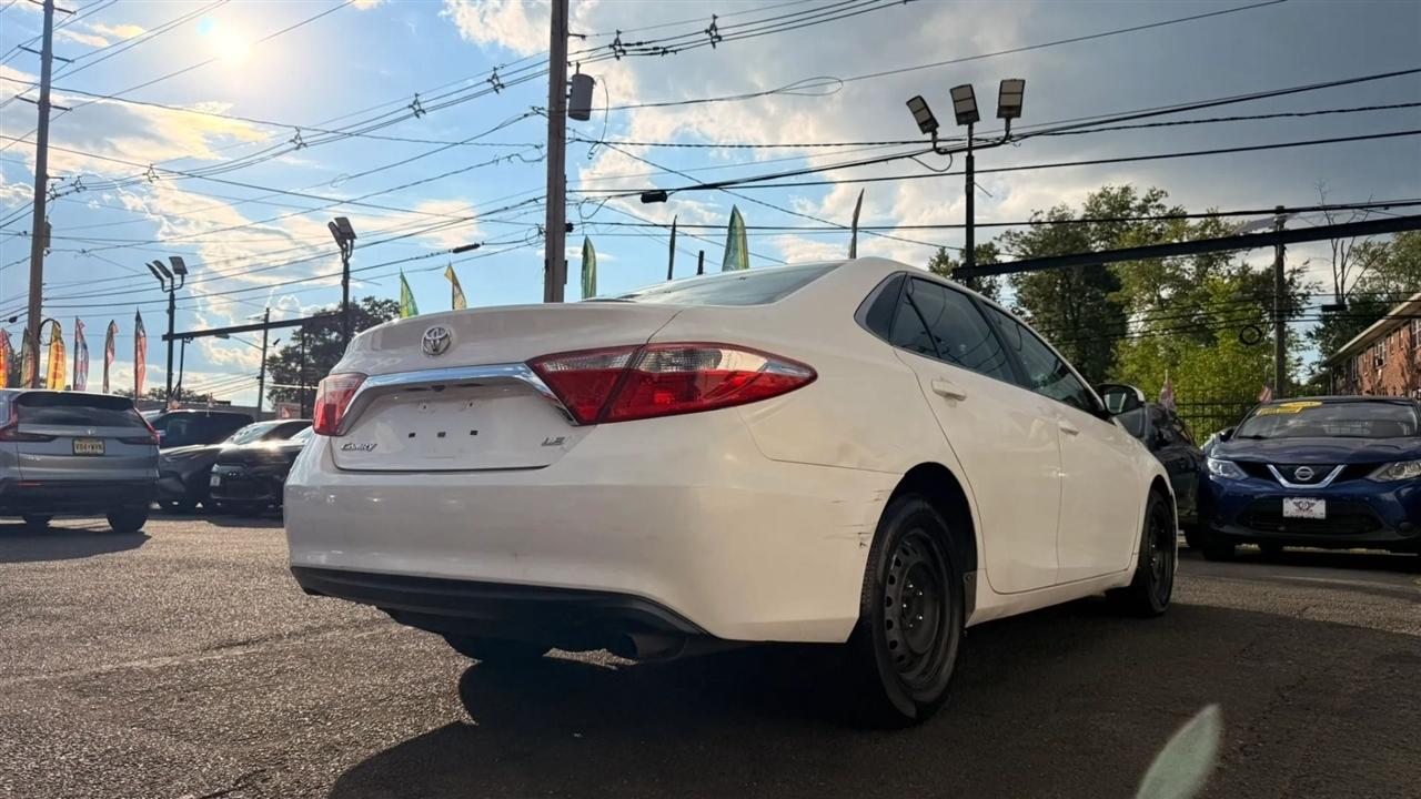 Toyota Camry LE 2017