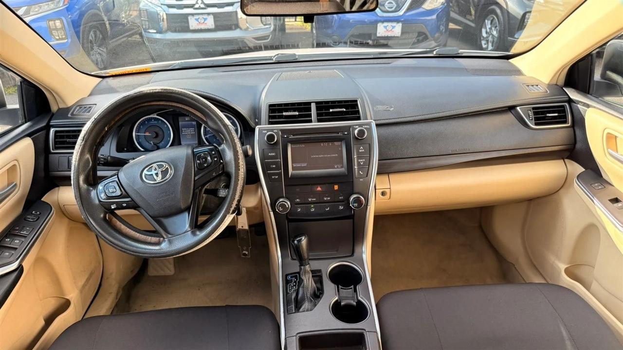 Toyota Camry LE 2017