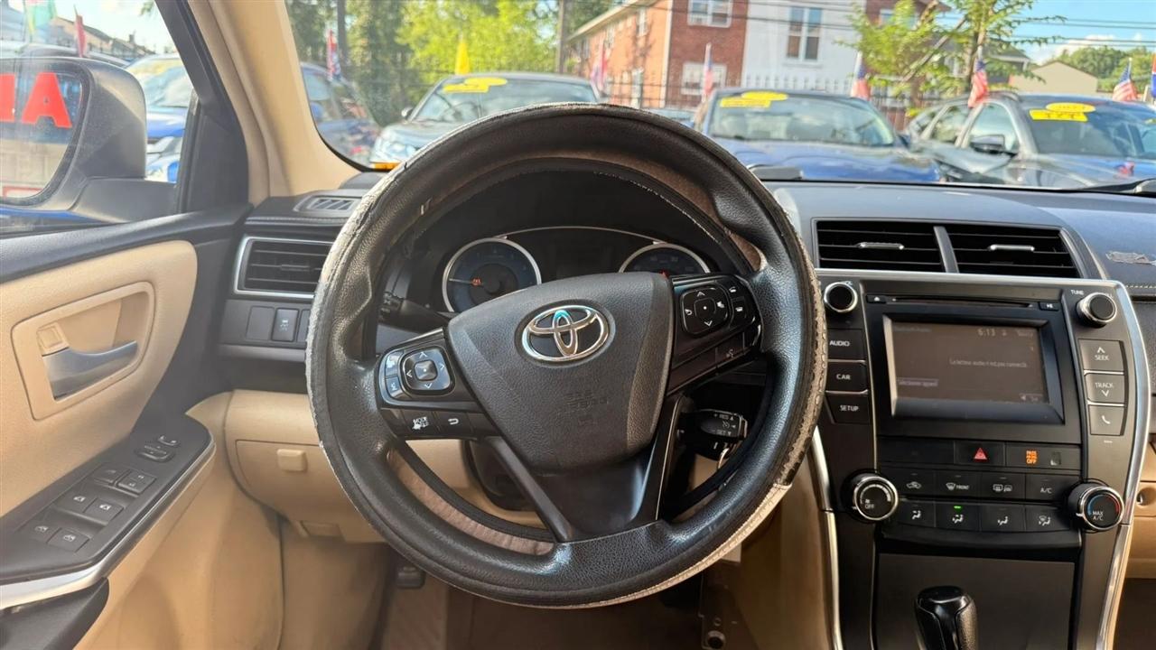 Toyota Camry LE 2017
