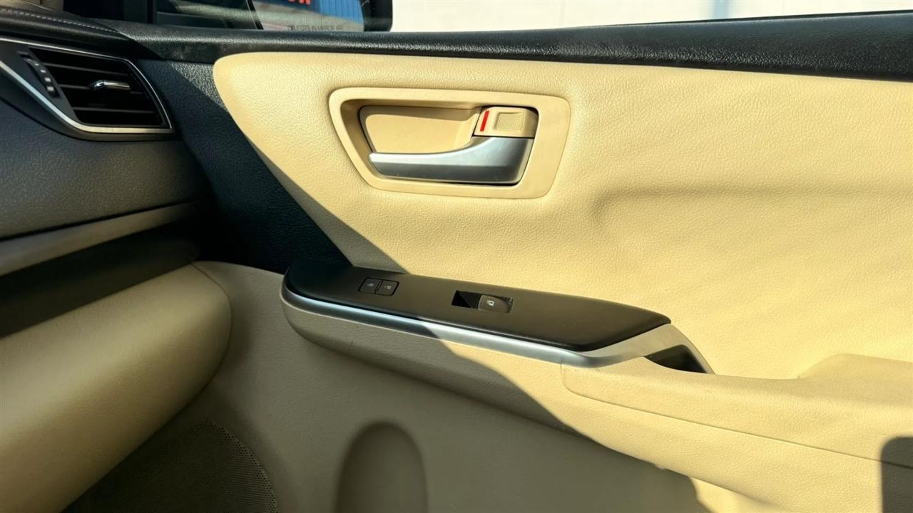 Toyota Camry LE 2017