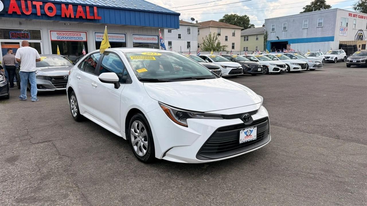 Toyota Corolla LE 2023