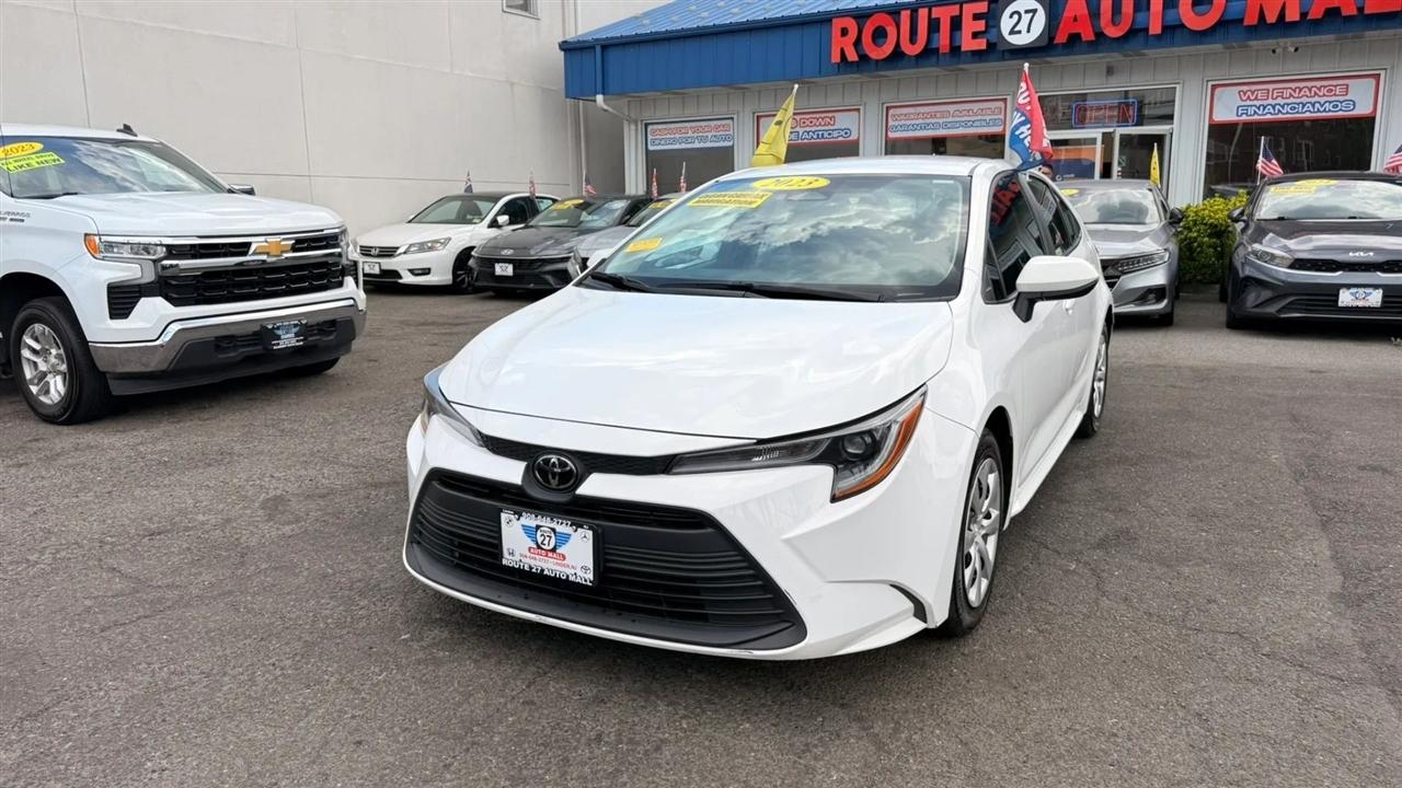 Toyota Corolla LE 2023